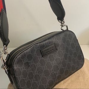 Gucci Shoulder Bag